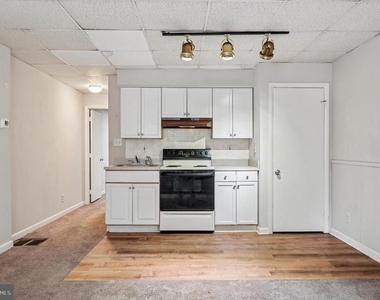 271 N Wycombe Avenue - Photo Thumbnail 6