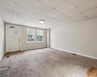 271 N Wycombe Avenue - Photo Thumbnail 8