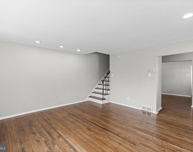 205 Juniper Road - Photo Thumbnail 7