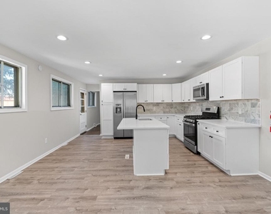 205 Juniper Road - Photo Thumbnail 4