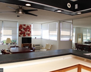1030 E Lancaster Avenue - Photo Thumbnail 21