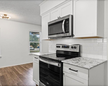 3415 Willowrun Dr - Photo Thumbnail 15