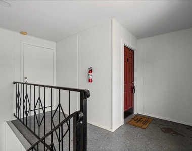 3415 Willowrun Dr - Photo Thumbnail 8