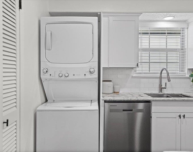 3415 Willowrun Dr - Photo Thumbnail 16