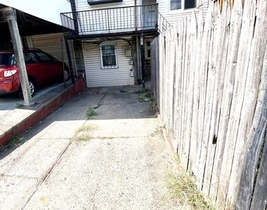 27 Sunshine Road - Photo Thumbnail 12