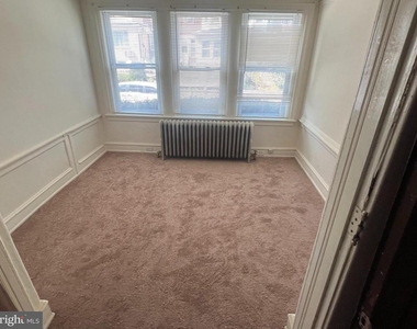 27 Sunshine Road - Photo Thumbnail 3