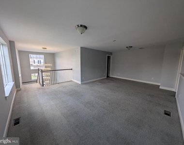 81 Skylar Circle - Photo Thumbnail 13