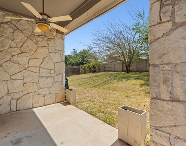 209 Canterbury Dr - Photo Thumbnail 35