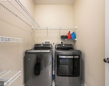 337 Dawson Place - Photo Thumbnail 22