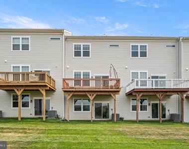 337 Dawson Place - Photo Thumbnail 29