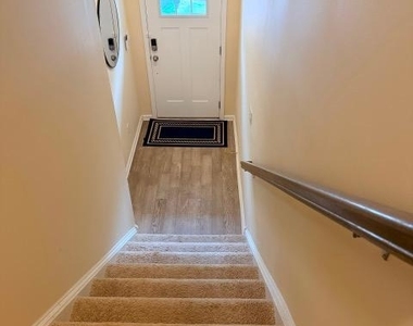 337 Dawson Place - Photo Thumbnail 8