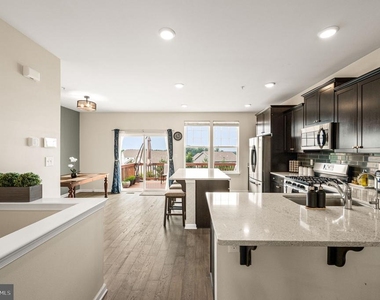 337 Dawson Place - Photo Thumbnail 10