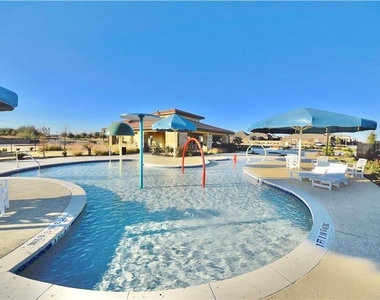 18325 Urbano Dr - Photo Thumbnail 21