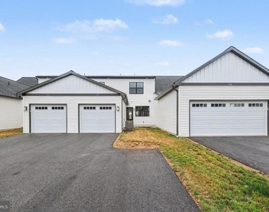 104 Madison Drive - Photo Thumbnail 26