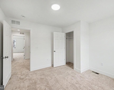 104 Madison Drive - Photo Thumbnail 20