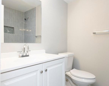 2526 Glen Springs Way - Photo Thumbnail 21