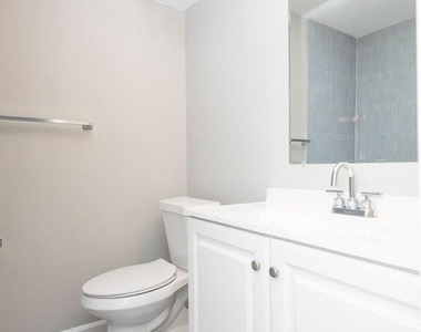 2526 Glen Springs Way - Photo Thumbnail 22
