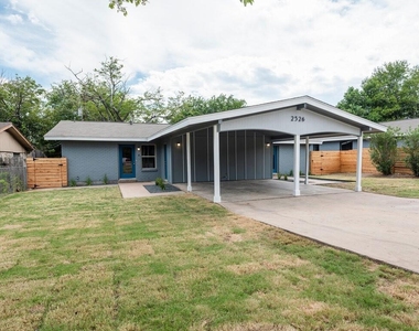 2526 Glen Springs Way - Photo Thumbnail 1