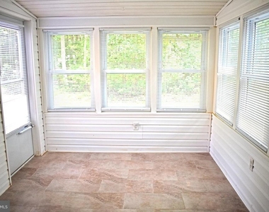 118 Lexington Drive - Photo Thumbnail 19