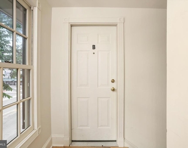 347 Nassau Street - Photo Thumbnail 3