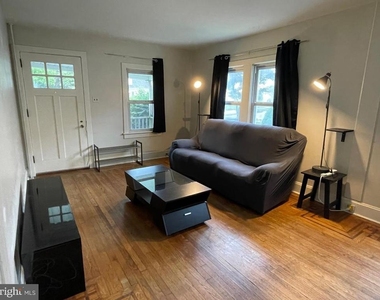721 Mayflower Avenue - Photo Thumbnail 7