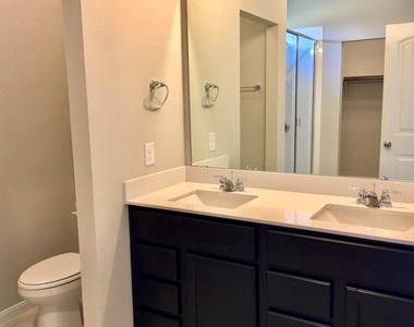 7008 Loretta White Ln - Photo Thumbnail 7