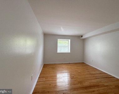 606 Cooper Landing Road - Photo Thumbnail 7