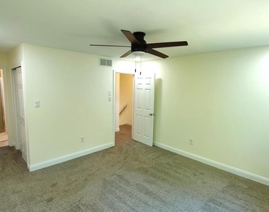 41 Peregrine Drive - Photo Thumbnail 9
