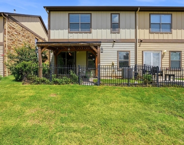 1900 Little Elm Trl - Photo Thumbnail 21