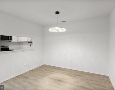 4912 Dunbarton Road - Photo Thumbnail 3