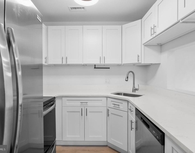 4912 Dunbarton Road - Photo Thumbnail 8