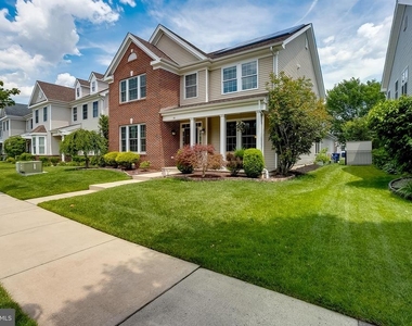66 Harness Way - Photo Thumbnail 5