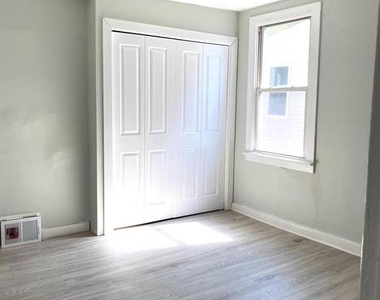 48 Elizabeth Street - Photo Thumbnail 11