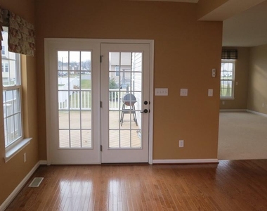 3 Lardner Road - Photo Thumbnail 11