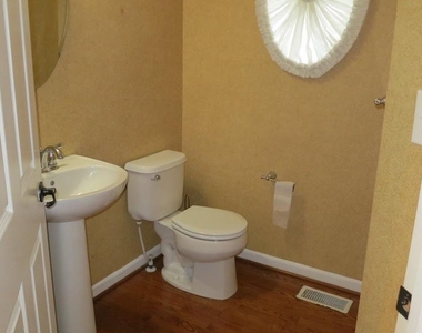 3 Lardner Road - Photo Thumbnail 14
