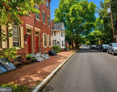 26 W Union Street - Photo Thumbnail 4