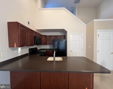 1830 Nathan Drive - Photo Thumbnail 14