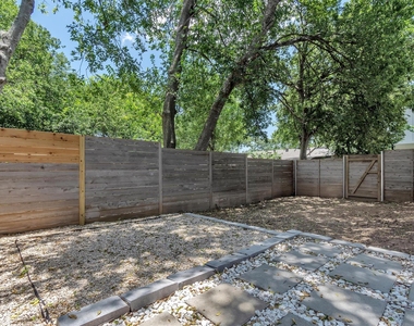 408 W Odell St - Photo Thumbnail 29