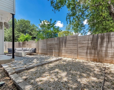 408 W Odell St - Photo Thumbnail 32