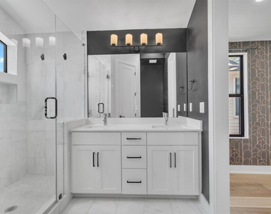 408 W Odell St - Photo Thumbnail 19
