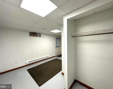 111 King Street - Photo Thumbnail 6