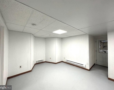 111 King Street - Photo Thumbnail 10