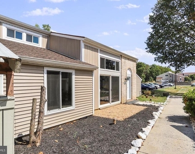 1523 Kensington Drive - Photo Thumbnail 25