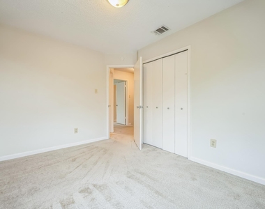 14454 Robert I Walker Blvd - Photo Thumbnail 3
