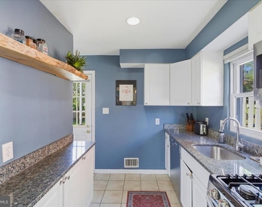 6317 Jason Avenue - Photo Thumbnail 9