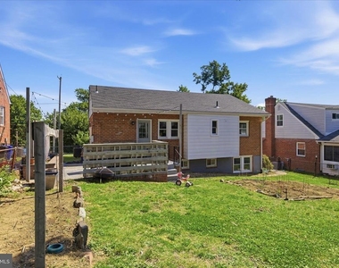 6317 Jason Avenue - Photo Thumbnail 30