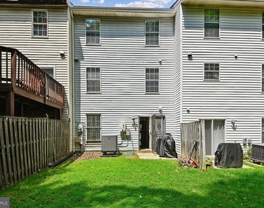 530 Mount Lubentia Court E - Photo Thumbnail 16