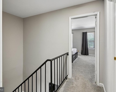 530 Mount Lubentia Court E - Photo Thumbnail 10