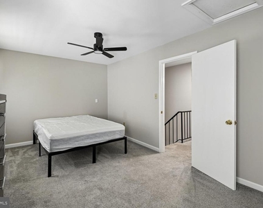 530 Mount Lubentia Court E - Photo Thumbnail 22