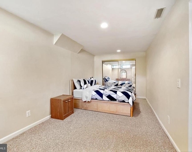 2505 Falling Brook Terrace - Photo Thumbnail 9
